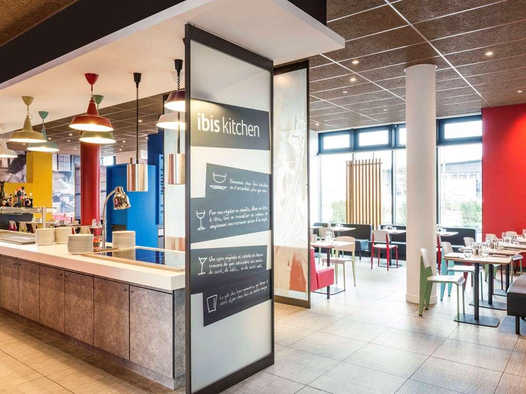 Ibis Budget Paris Coeur D'Orly Airport Restaurant photo